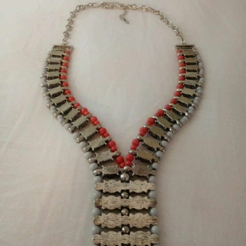 🧨🧨LAST CHANCE🧨Long colorful statement necklace. - Picture 6 of 8